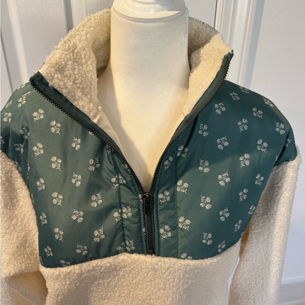 Universal Thread Sherpa Pullover - image 6